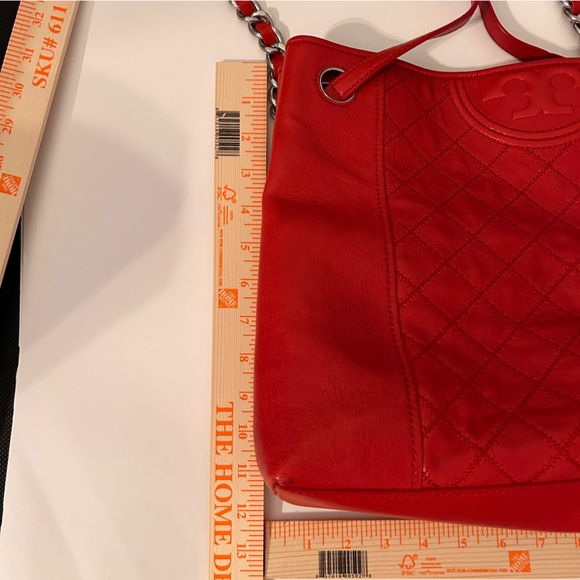 Tory Burch Fleming Distressed Leather Tote Cherry Apple - Picture 11 of 16